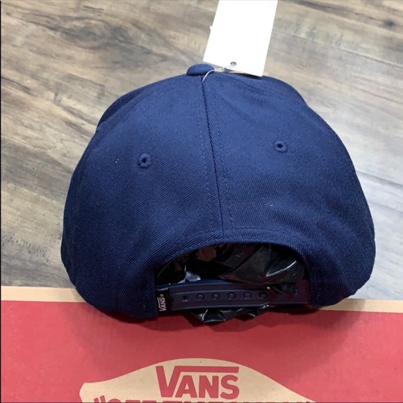 ❤️❤️NWT VANS SVD University Blue W/Red Letters - Picture 3 of 5